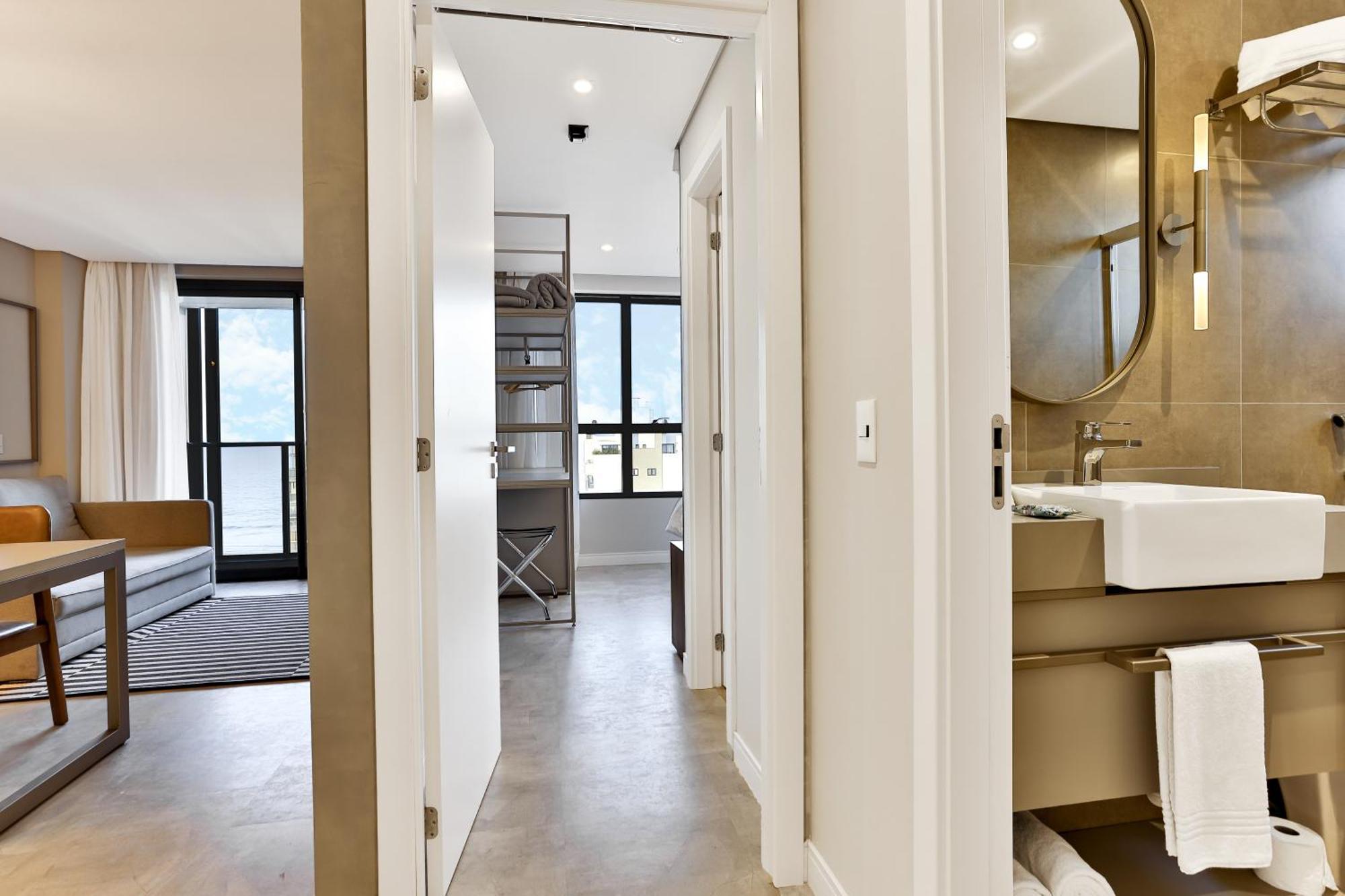 Brava Mundo Hotel Boutique Oficial อิตาจาอิ ภายนอก รูปภาพ